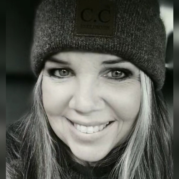 Meet your Posher, Melinda - Picture 1 of 1